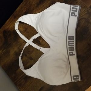 Puma • sports bra | L
